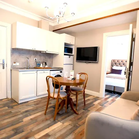 Meroddi Pera Flats Апартаменты Стамбул