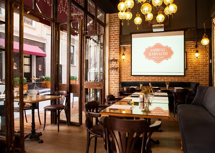 Meroddi Pera Flats Апартаменты *