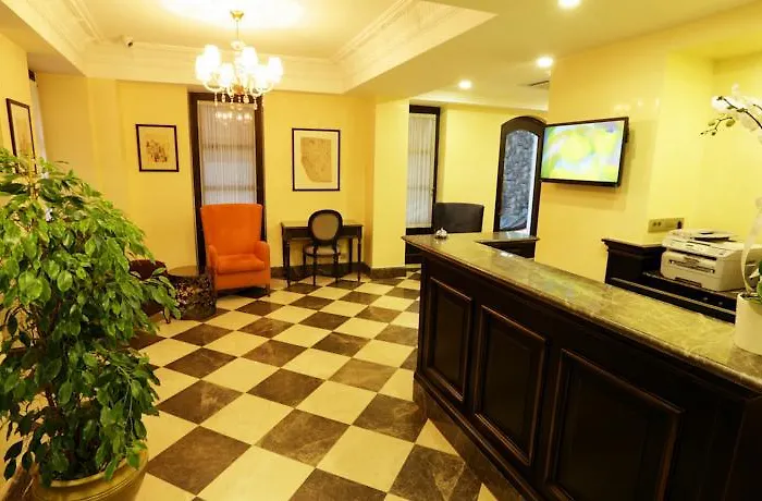 Meroddi Pera Flats * Стамбул