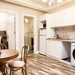 Meroddi Pera Flats Apartament Stambuł