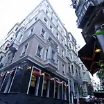 Meroddi Pera Flats Stambuł
