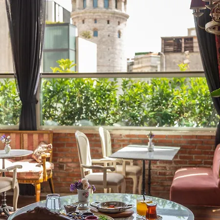 Meroddi Pera Flats İstanbul