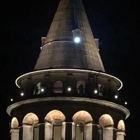 Meroddi Pera Flats Apartment