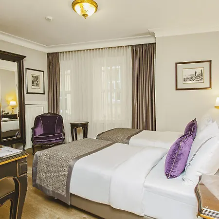 Meroddi Pera Flats アパート