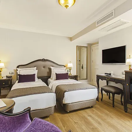 Meroddi Pera Flats דירה